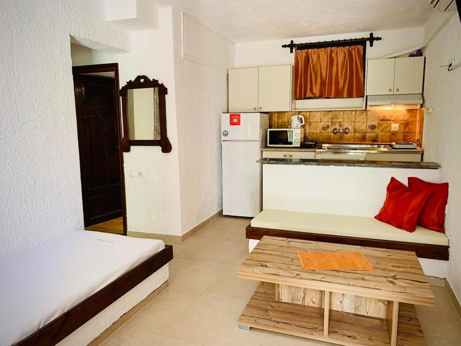 Argo Apartments Nea Poteidaia Rum bild